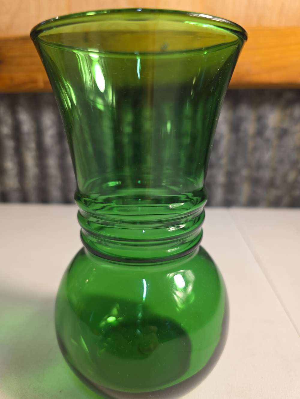 Anchor Hocking Emerald Green Glass Vase